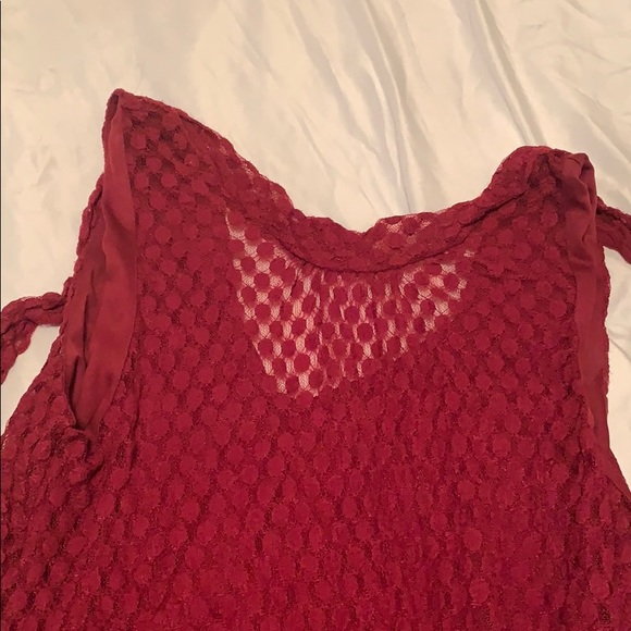 Maroon Shift Dress - Picture 2 of 4